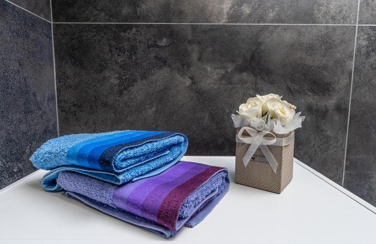 Luxury Apartments Smartplaza Obolon Metro Minskai Kiev Luaran gambar