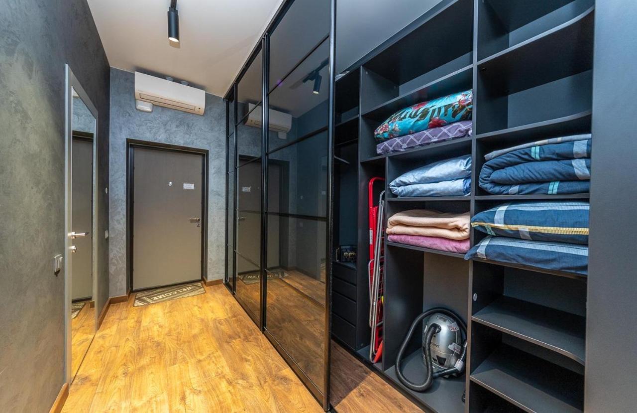Luxury Apartments Smartplaza Obolon Metro Minskai Kiev Luaran gambar
