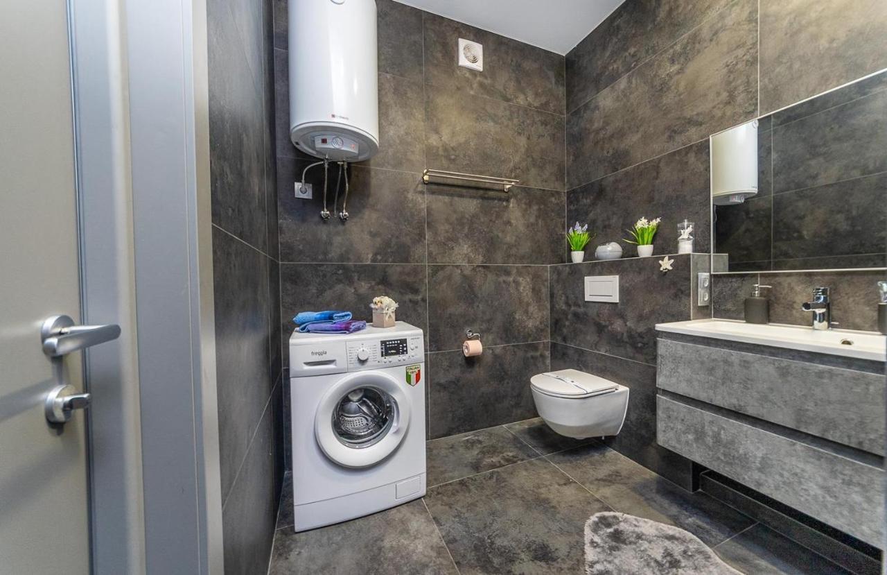 Luxury Apartments Smartplaza Obolon Metro Minskai Kiev Luaran gambar